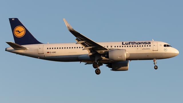D-AINC:Airbus A320:Lufthansa